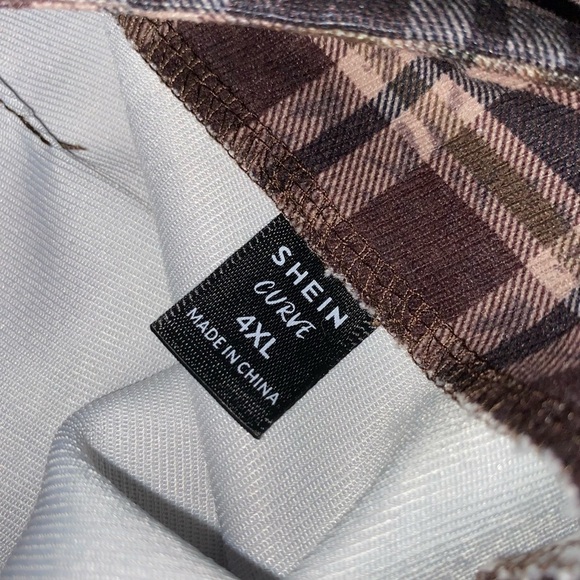 Shein Plus Size Plaid Mini Skirt - Picture 5 of 8